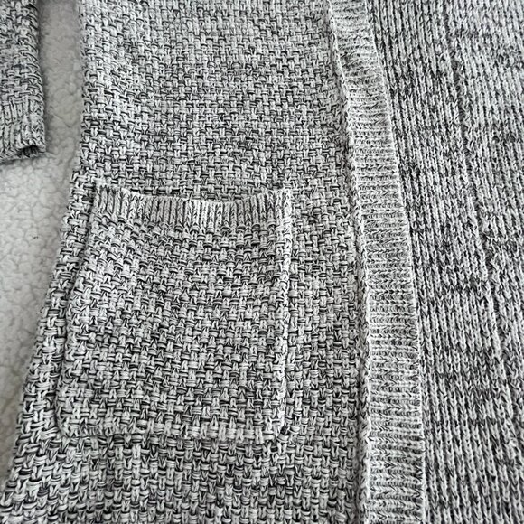 Roots / Medium size / Cozy Knit Cardigan / Grey - salt & pepper - Picture 3 of 14